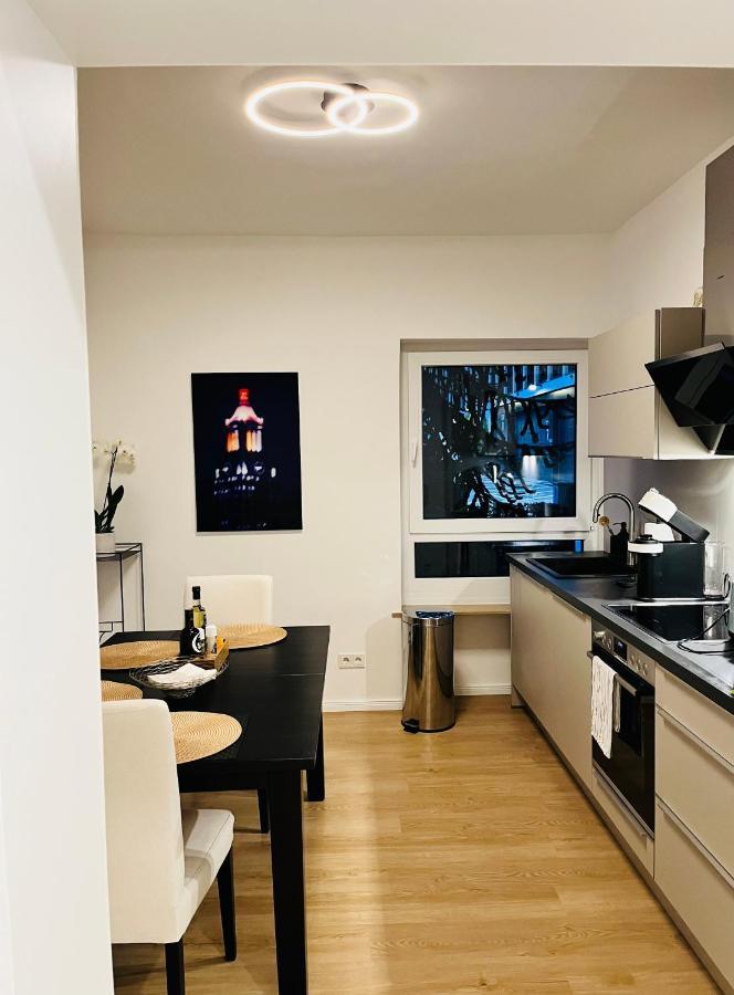 Raum2Go - No1 Modernes Ruhiges 2-Schlafzimmer Apartment City & Park Wiesbaden Ngoại thất bức ảnh